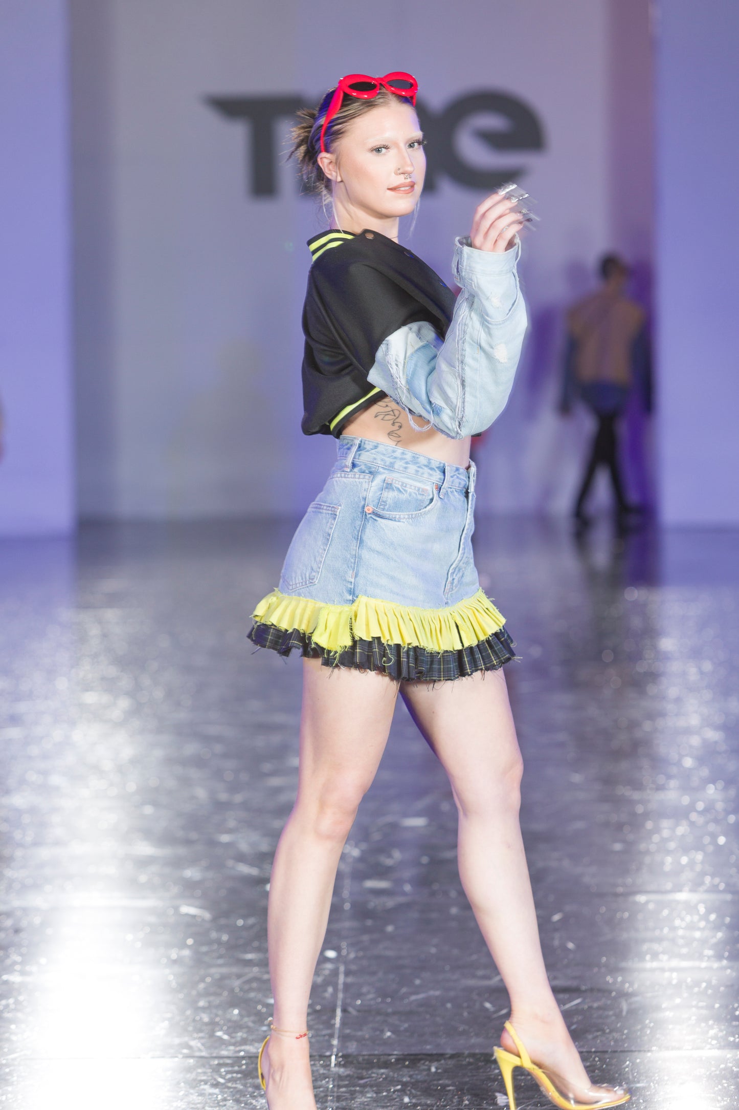 Demi Mini